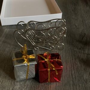 Metal Santa sleigh Christmas holiday decoration